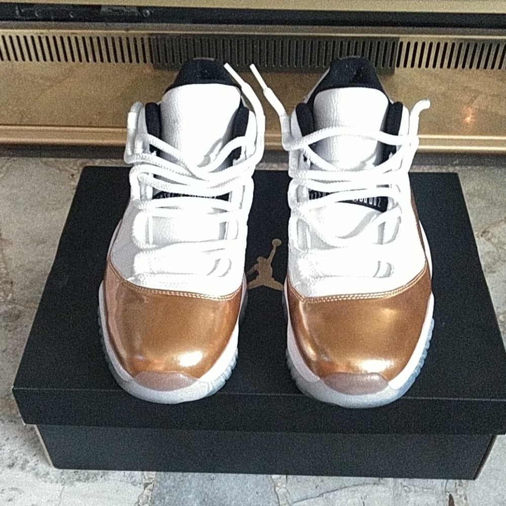 Jordan 11 closing ceremony